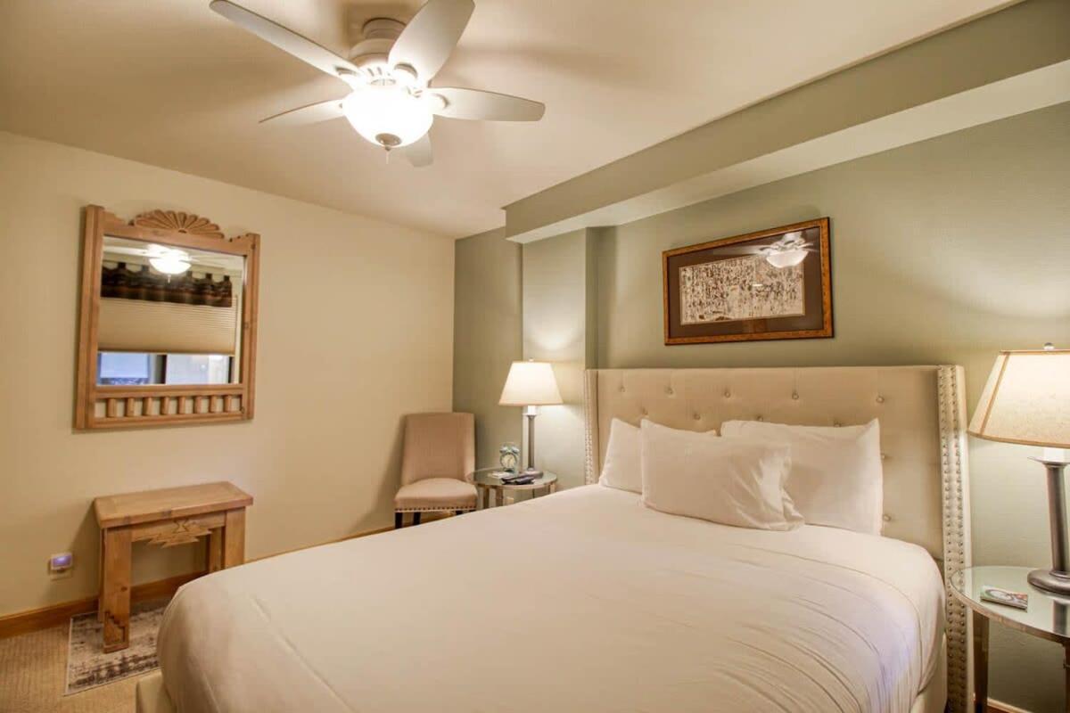 Unit 520 - 3Br Condo With Balcony Views Avon Bagian luar foto
